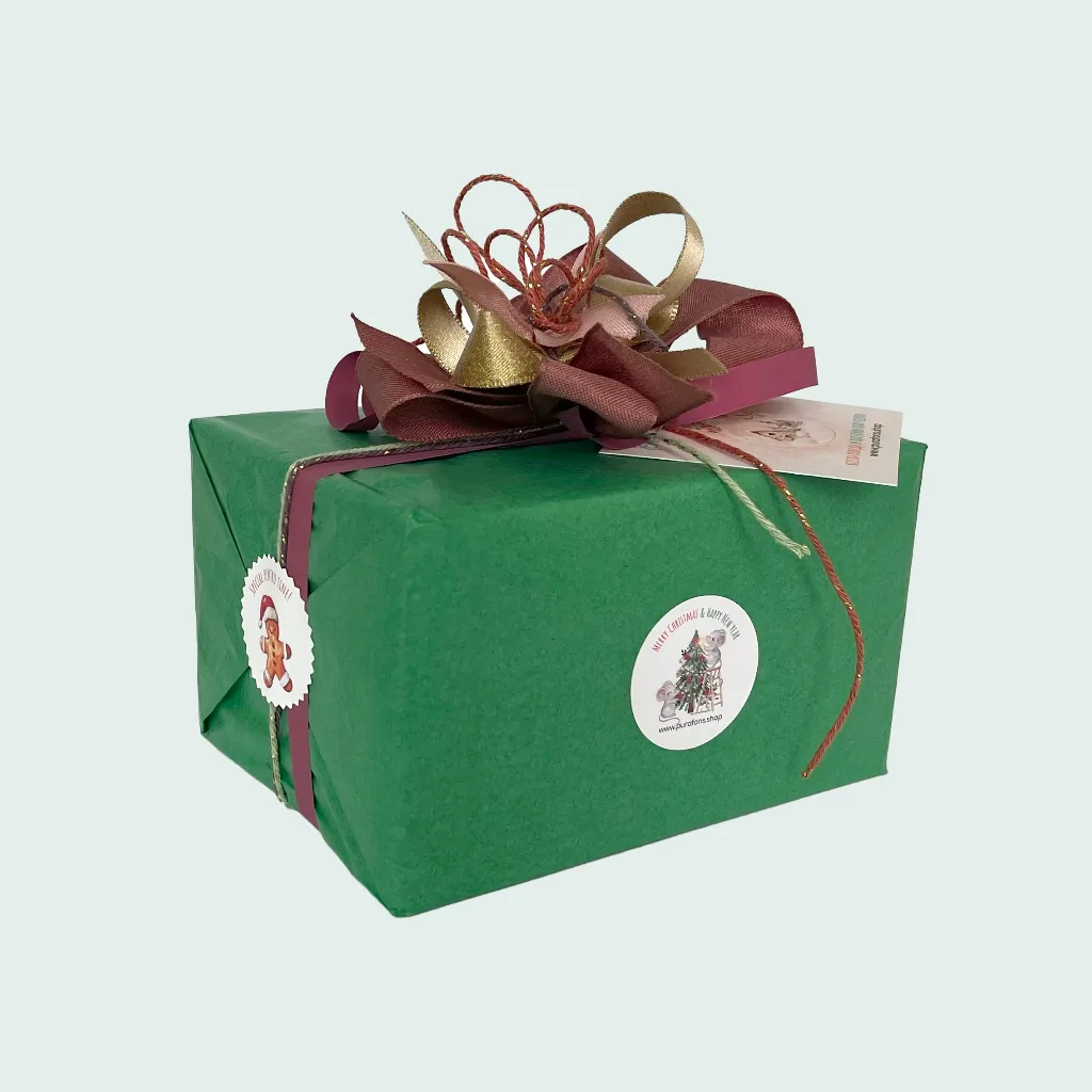 christmas_box_green copy.webp