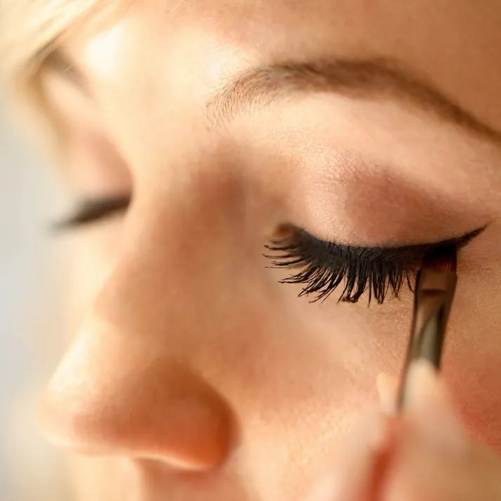 Lakshmi__Eyeliner_Single_1.webp
