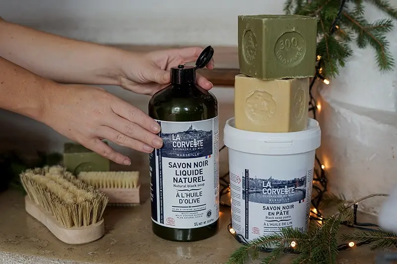 Detergent-Liquid-black-soap-with-olive-oil_2.webp